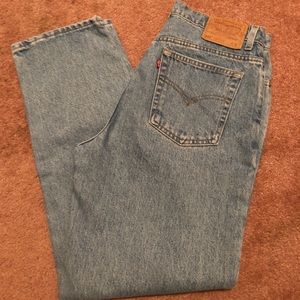 Vintage Levi’s 512 slim fit straight leg